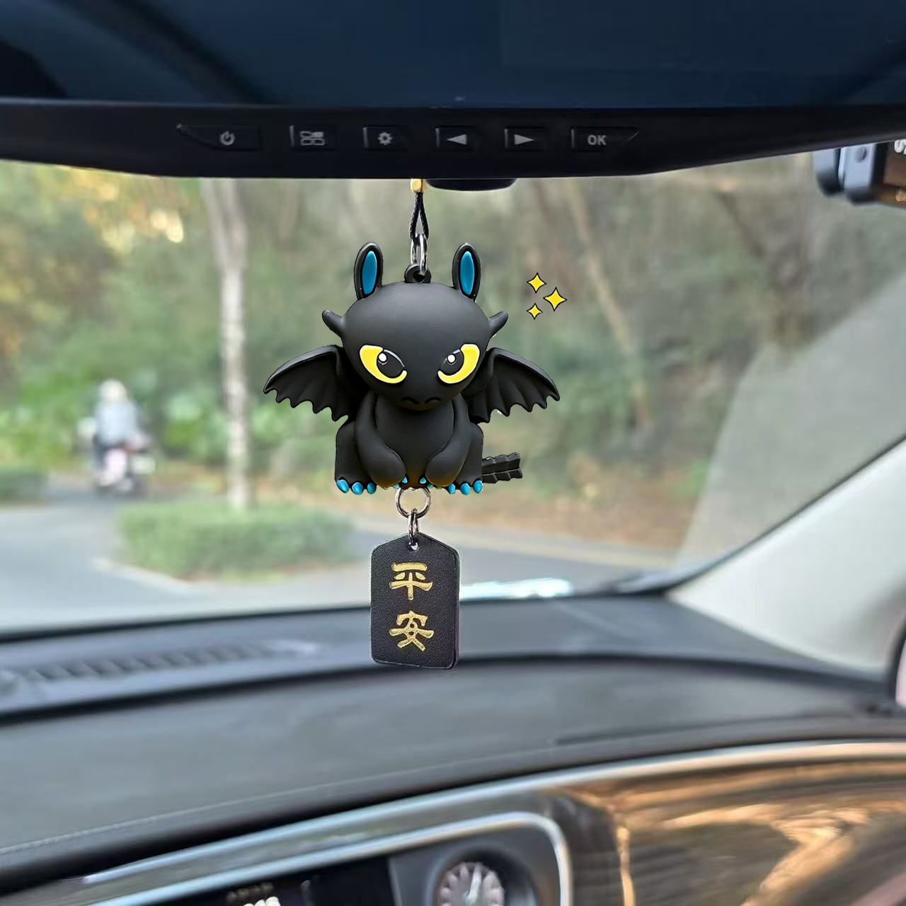 Car Accessories Decoration - Toothless car hanging doll, cute cartoon